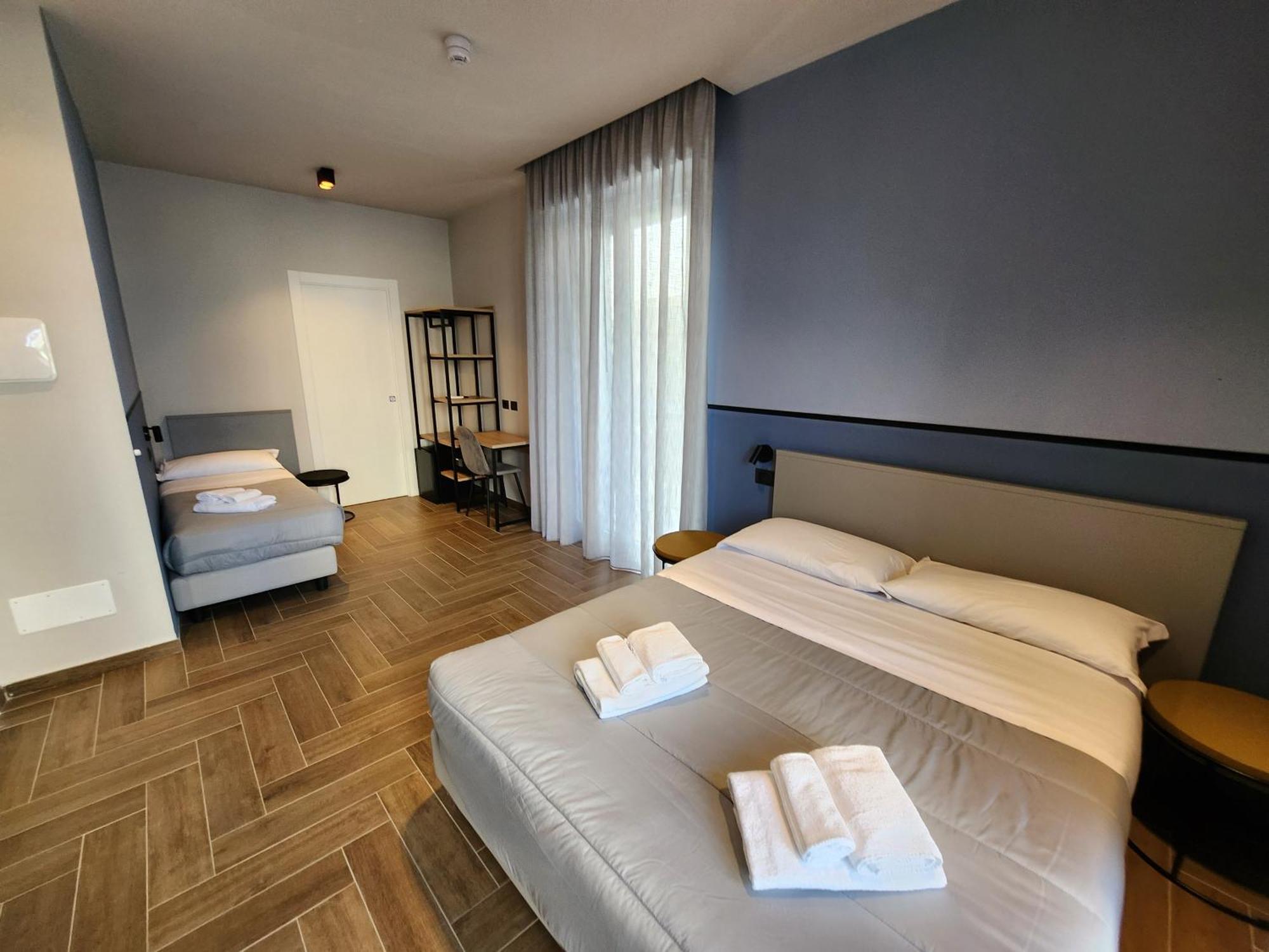 Global Hotel Римини Экстерьер фото